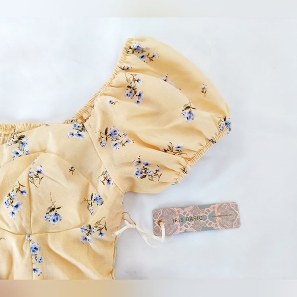 Short Romper by Iris Basic, women size small floral design - Picture 6 of 12